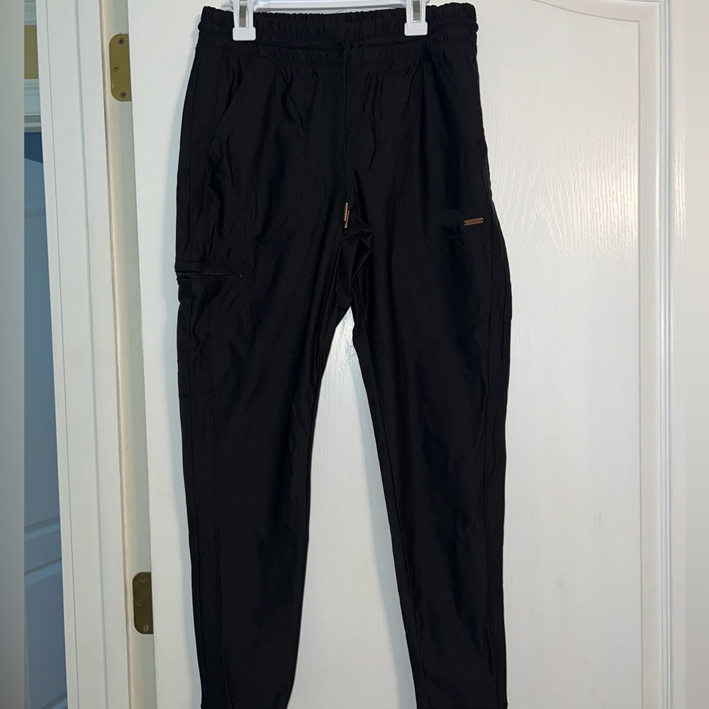 Size SP. Color black. Great condition